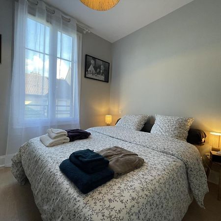 Le Treize Au Coeur Du Bouchon Lägenhet Troyes Exteriör bild