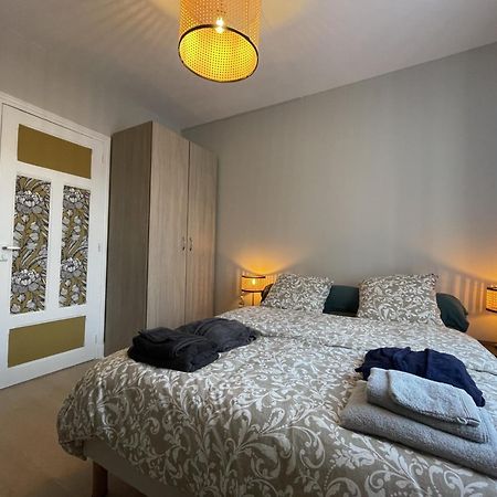 Le Treize Au Coeur Du Bouchon Lägenhet Troyes Exteriör bild