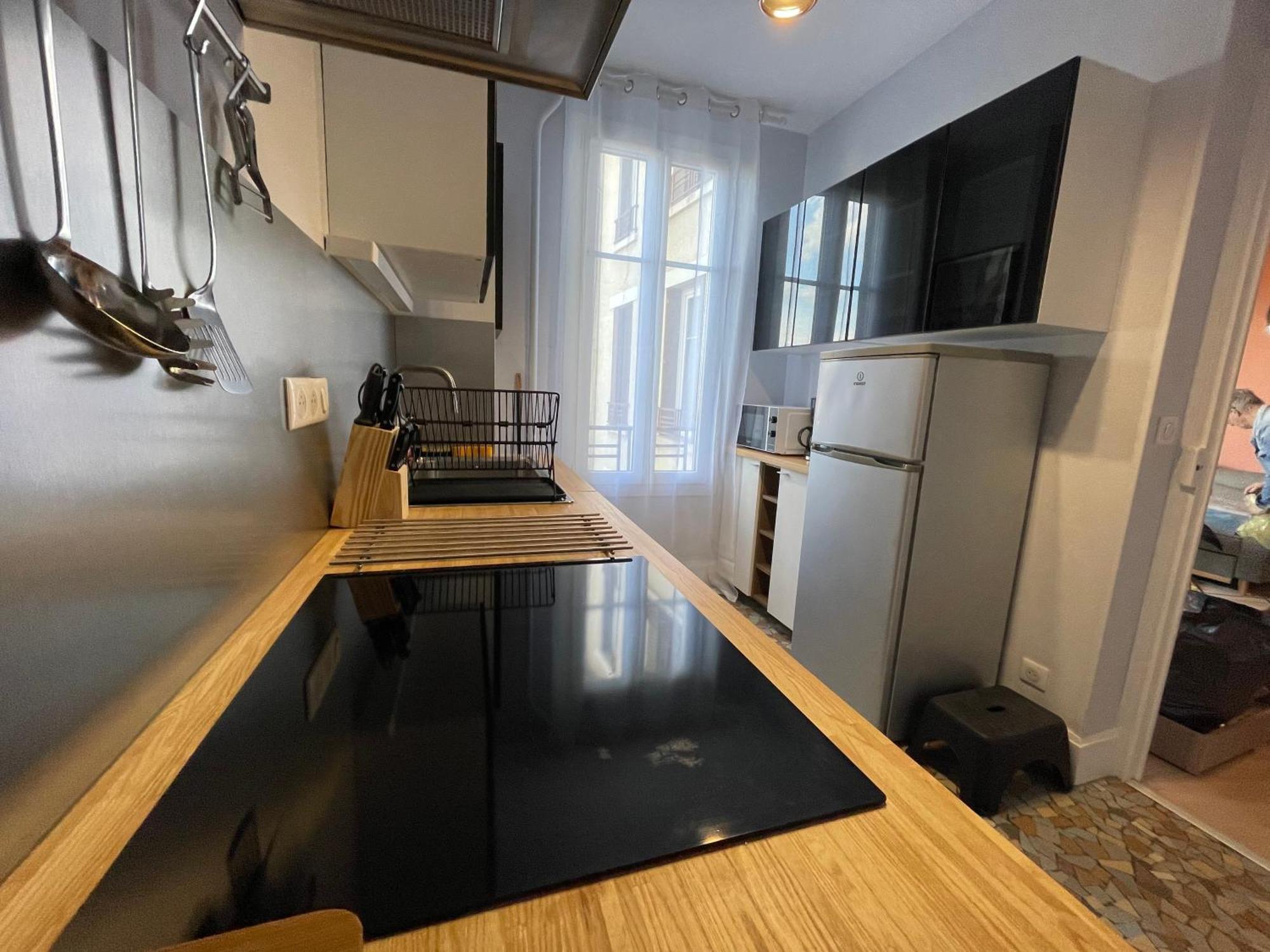 Le Treize Au Coeur Du Bouchon Lägenhet Troyes Exteriör bild